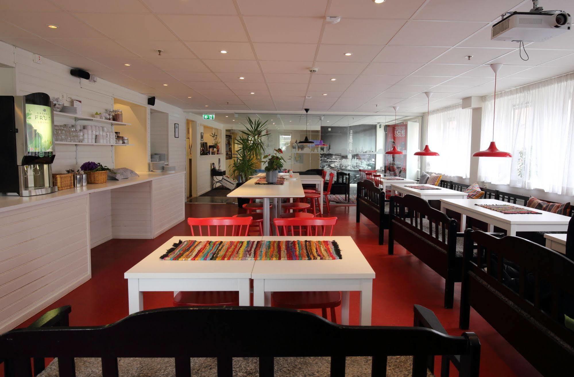 Stf Gaerdet Hotel & Hostel Стокхолм Екстериор снимка