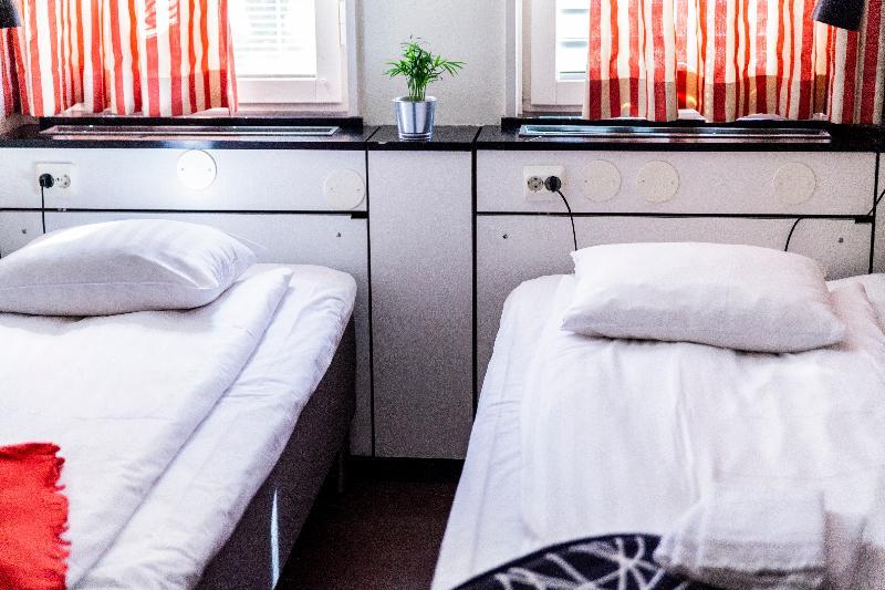 Stf Gaerdet Hotel & Hostel Стокхолм Екстериор снимка